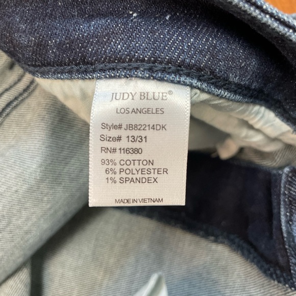NWT Judy Blue Jeans Size 31 12 Dark Wash Distressed Skinny Fit Mid Rise Stretchy - Picture 7 of 9